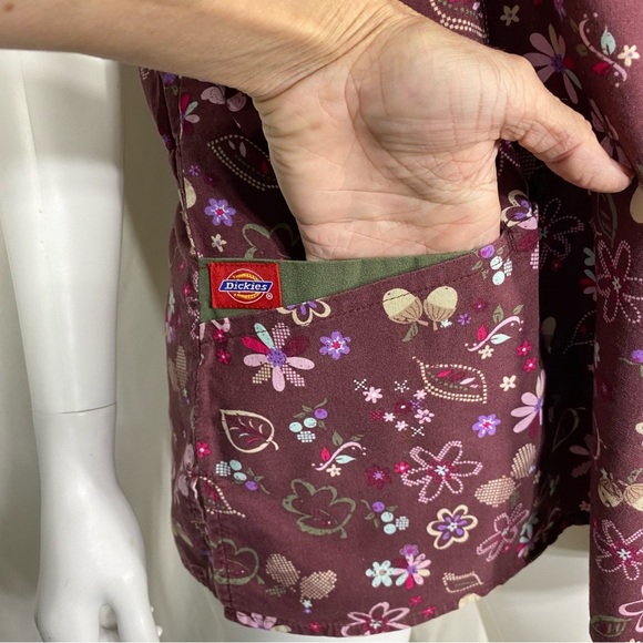 Dickies Medical Women’s Mockwrap Drawstring Back Waist Scrubs Top - Picture 4 of 8